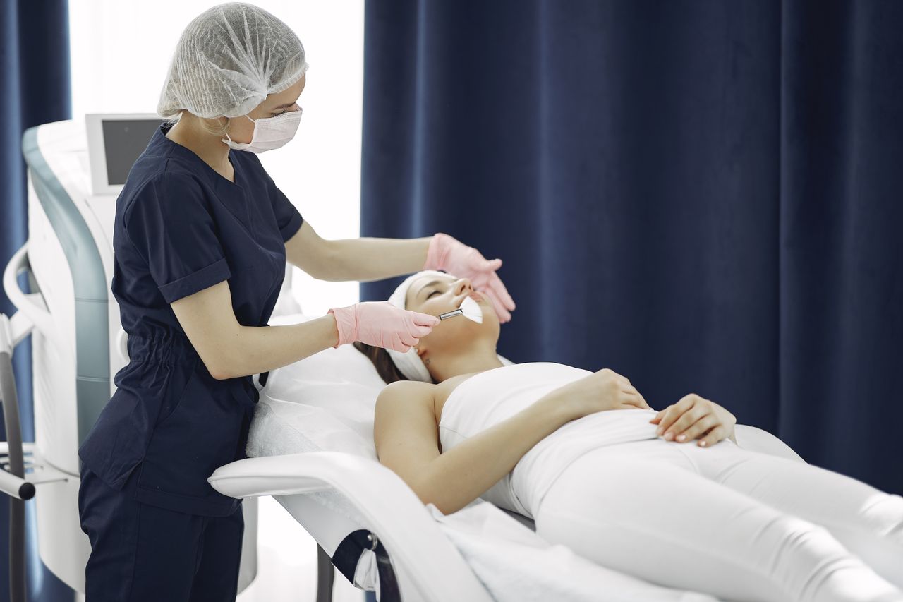 esthetic Services in Brampton for Healthy, Radiant-Looking Skin